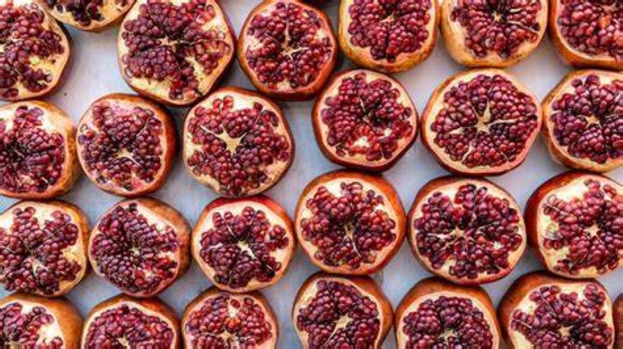 Uncovering the Amazing Benefits of Pomegranate Seeds