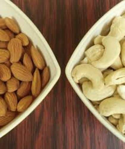 Comparing the Health Benefits of Cashews and Almonds