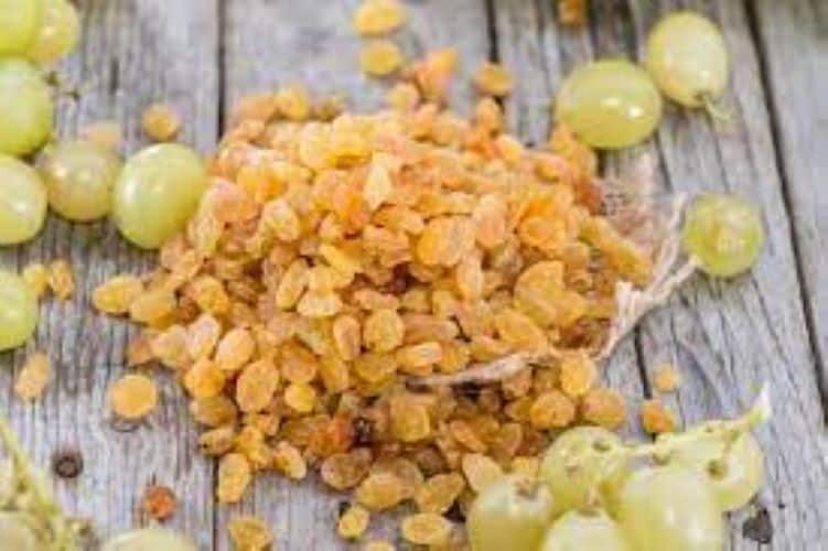 Benefits of Cooking with High Quality Golden Raisins